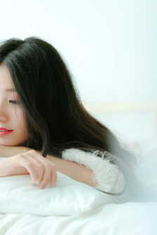 丝袜美腿论坛